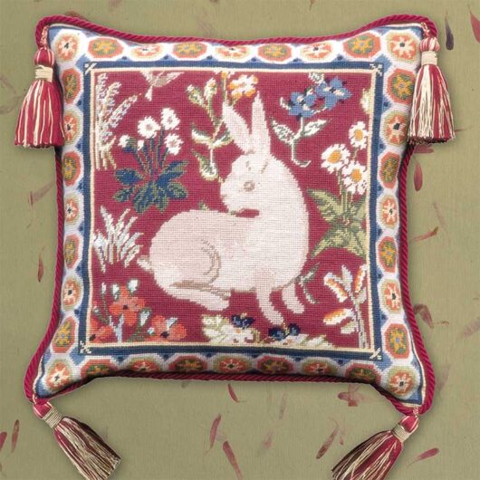 Glorafilia borduurpakket - Medieval Rabbit / Middeleeuws konijn kopen bij wolwinkel de Afstap Amsterdam