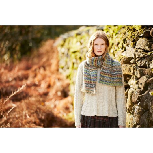 Swaledale scarf sjaal breipakket van Marie Wallin, bevat het benodigde British Breeds Aran garen kopen bij wolwinkel de Afstap Amsterdam en in onze webshop!