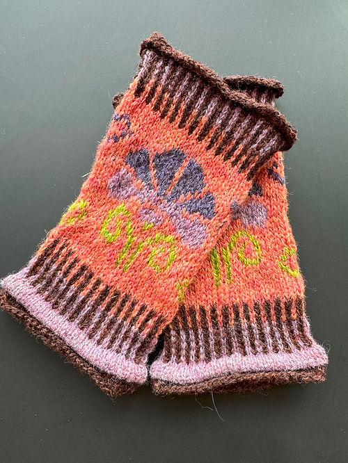 Fair Isle Pastel Wrist Warmers / polswarmers Christel Seyfarth Inspirations kopen bij wolwinkel de Afstap Amsterdam en in onze webshop!